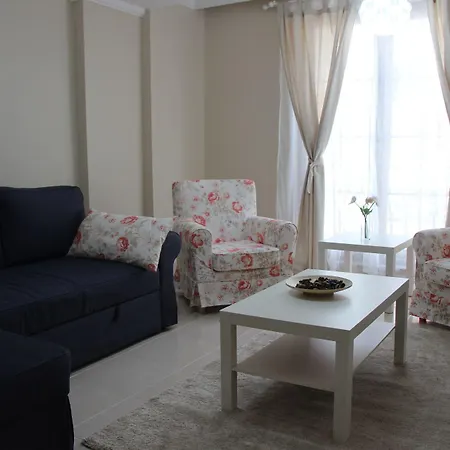 Hotel Kinzi House