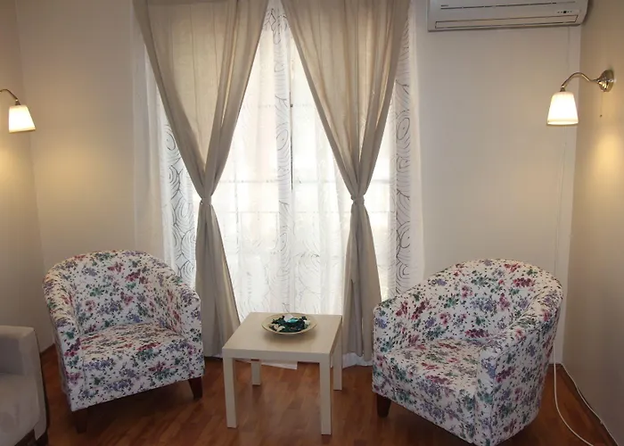 Kinzi House צ'נקלה