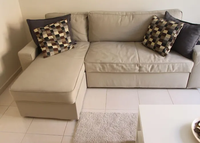 מלון Kinzi House